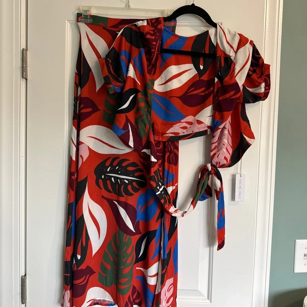 This Rachel Pally crepe skirt and top set - Picture 3 of 13